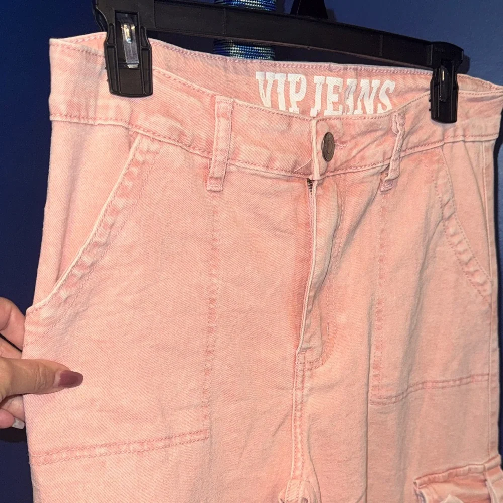 VIP JEANS- NWOT Pink Acid Wash Wide-Leg Cargo Jeans Size 11/12 - Picture 7 of 17